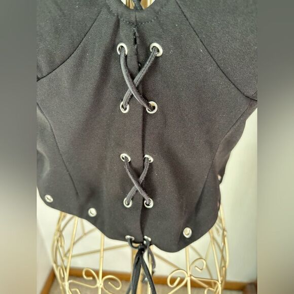 Princess Polly black lace up corset style crop top size 6 - Picture 10 of 15